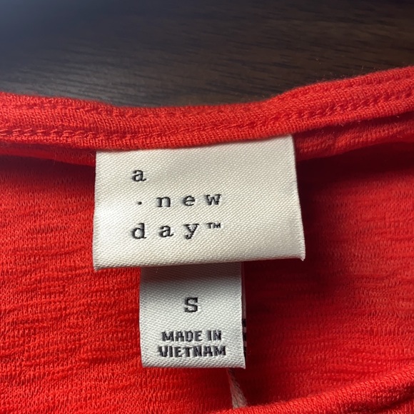 NWT A New Day Red Puff Sleeve Short Sleeve Top - Picture 8 of 11